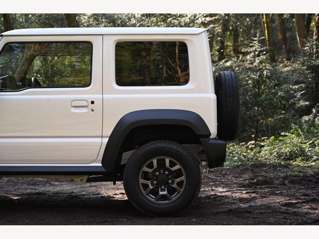 Suzuki Jimny - Image 9