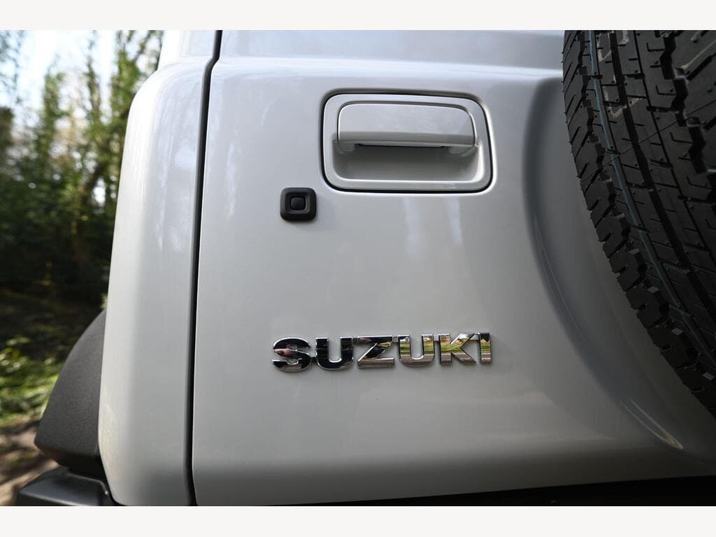 Suzuki Jimny - Image 15