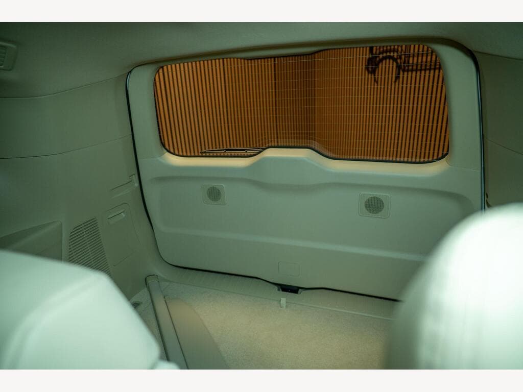 Toyota Land Cruiser - Image 47