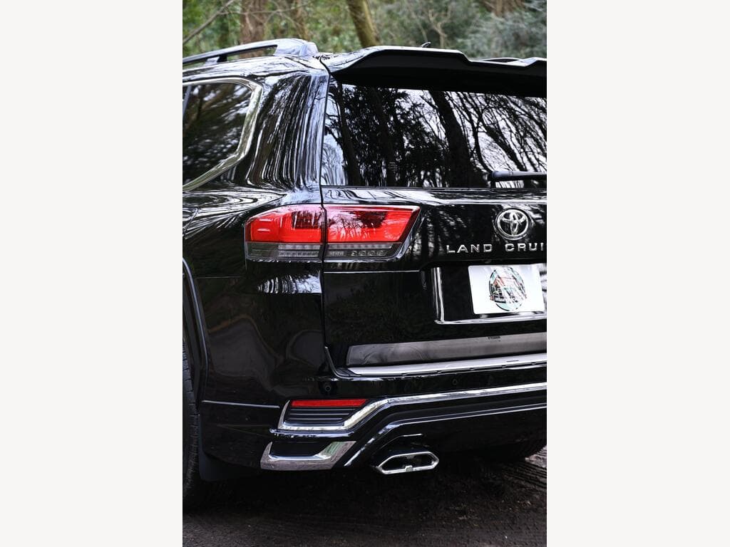 Toyota Land Cruiser - Image 43