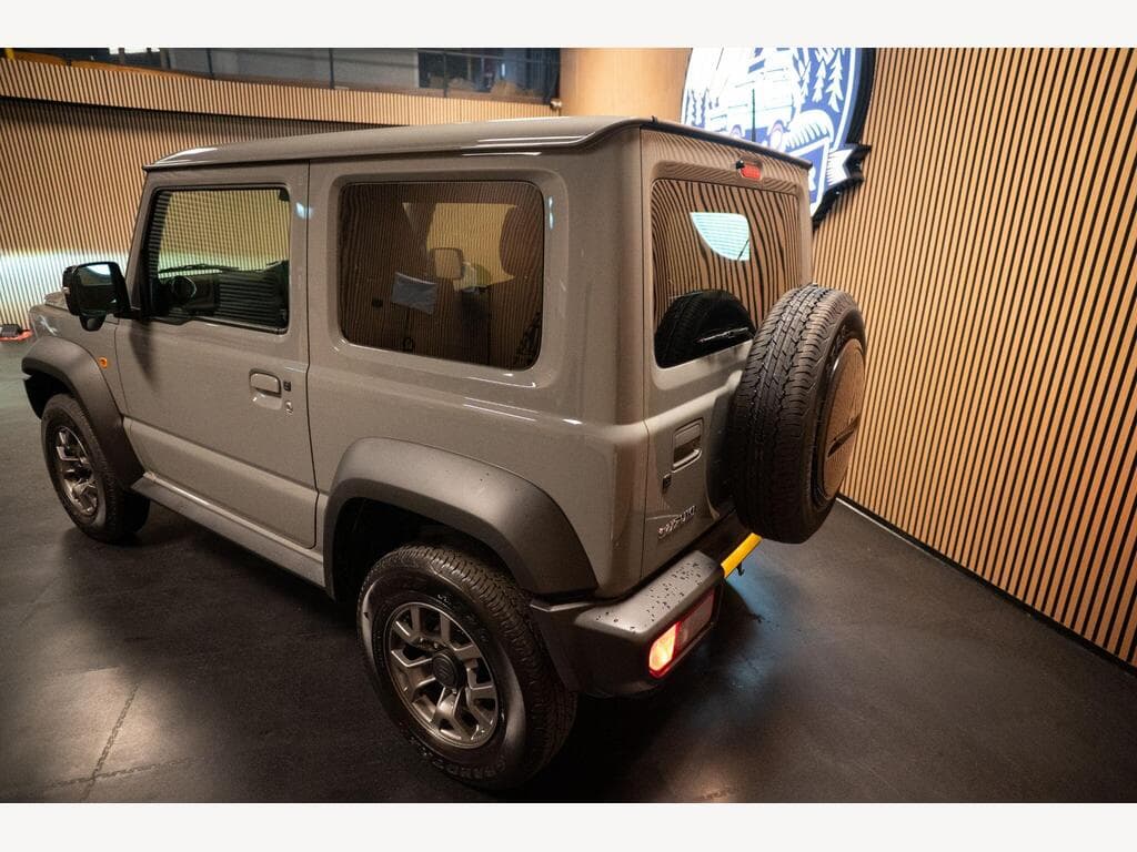 Suzuki Jimny - Image 23