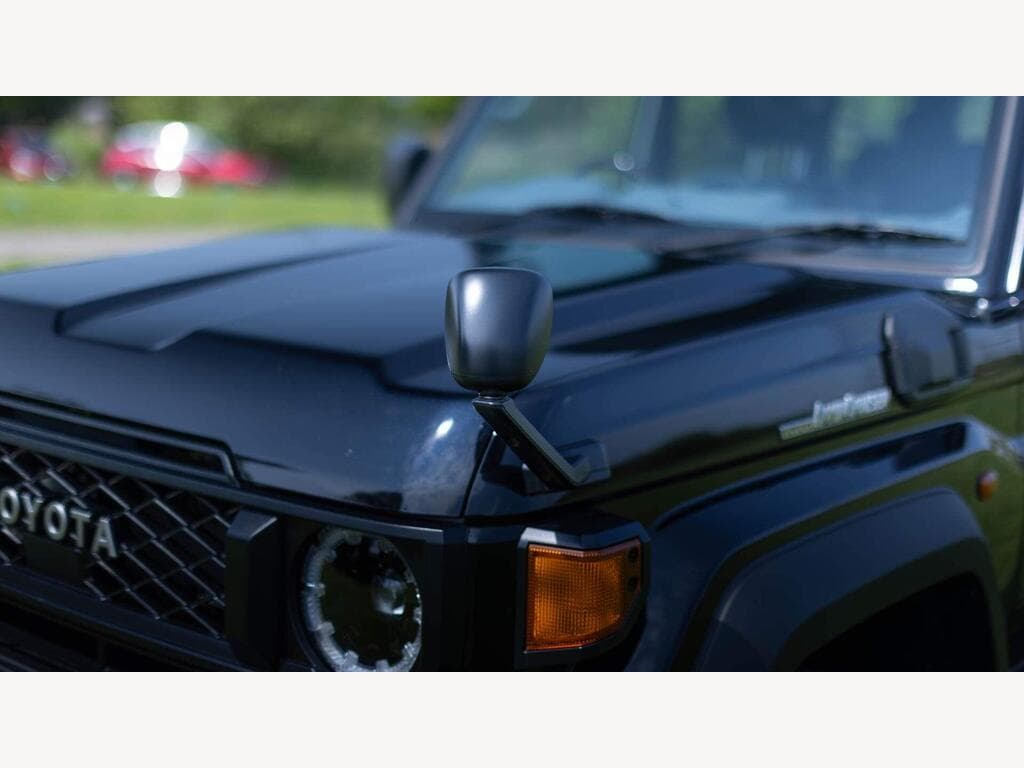 Toyota Land Cruiser - Image 30