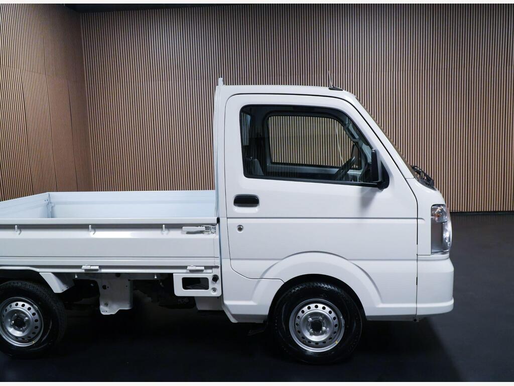 Suzuki Carry - Image 19