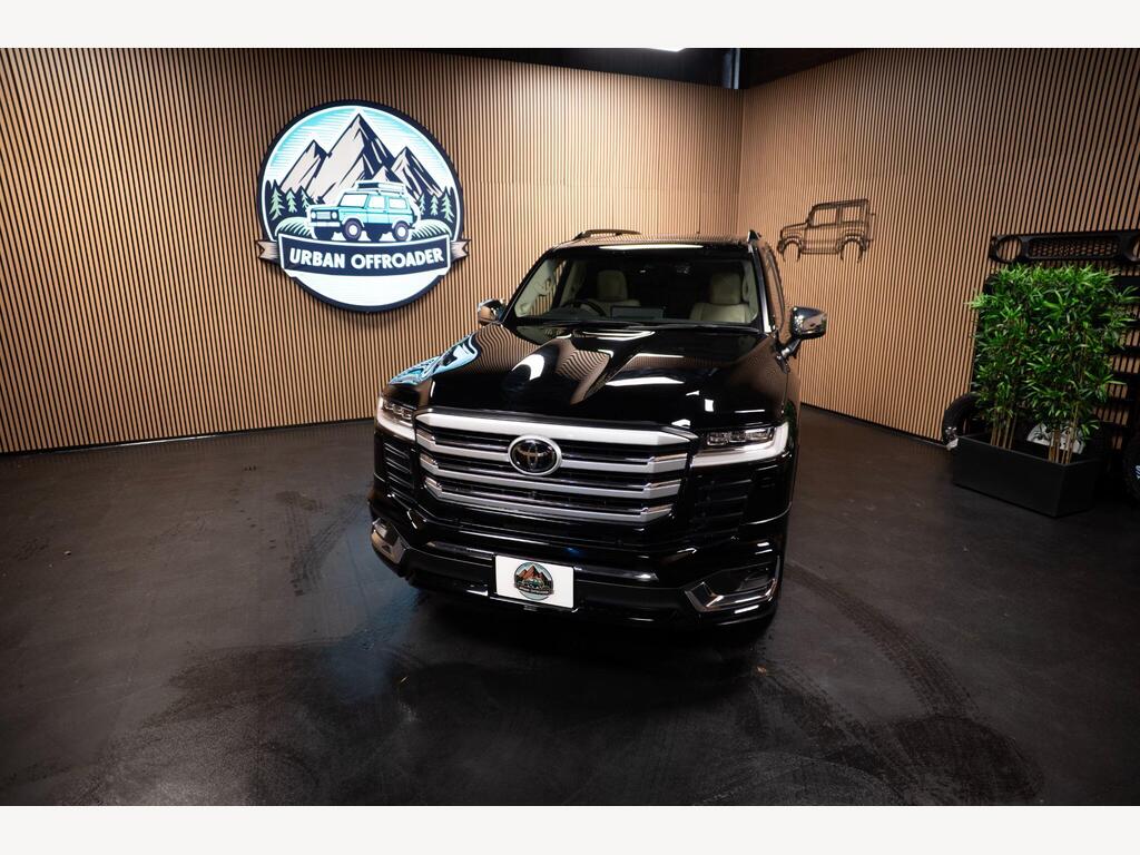 Toyota Land Cruiser - Image 5