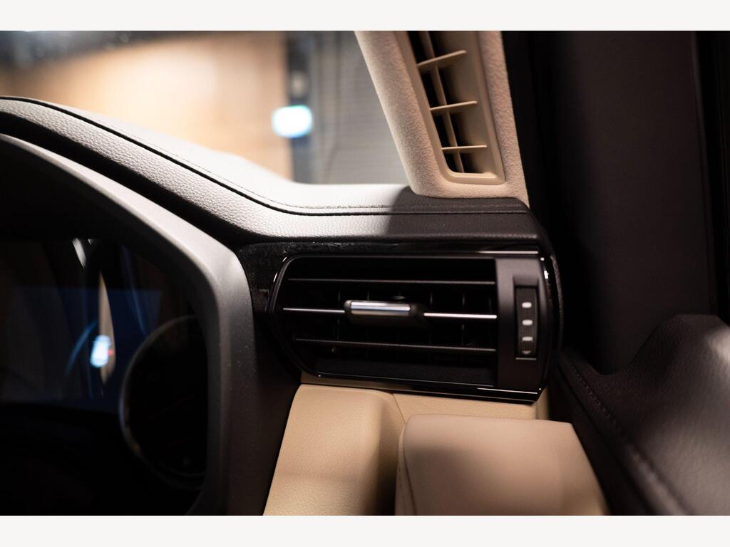 Toyota Land Cruiser - Image 22