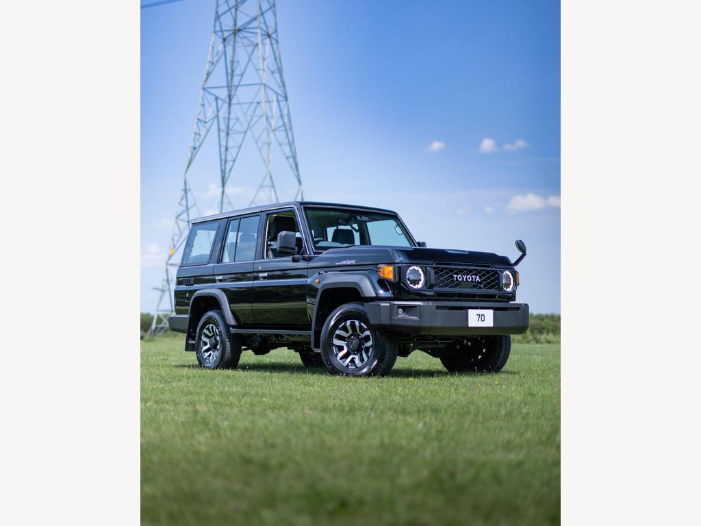 Toyota Land Cruiser - Image 28