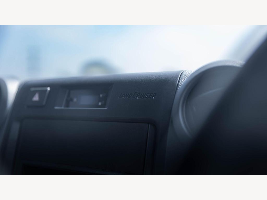 Toyota Land Cruiser - Image 93