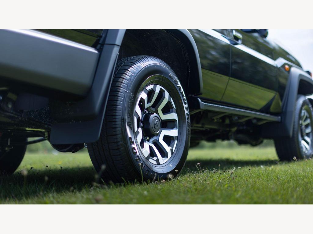 Toyota Land Cruiser - Image 61