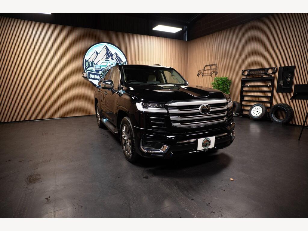 Toyota Land Cruiser - Image 2