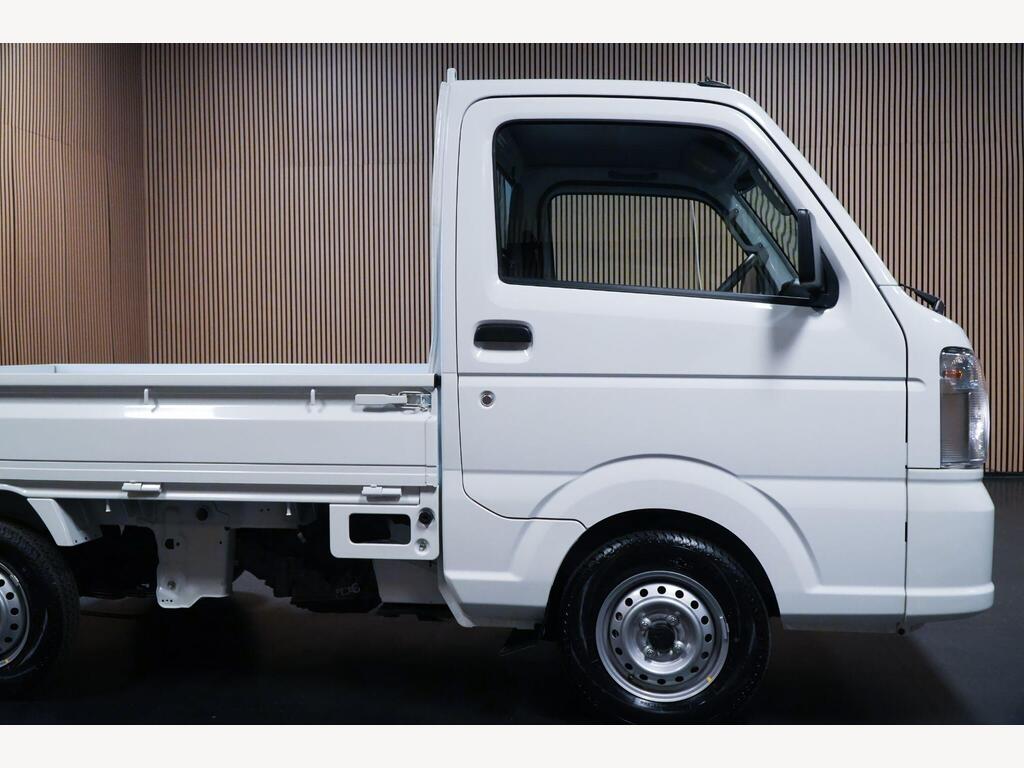 Suzuki Carry - Image 18