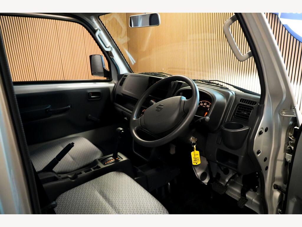 Suzuki Carry - Image 32