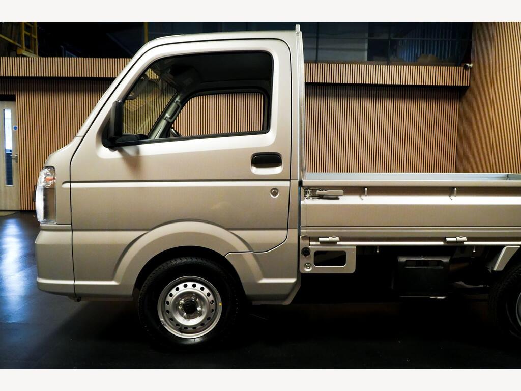 Suzuki Carry - Image 16