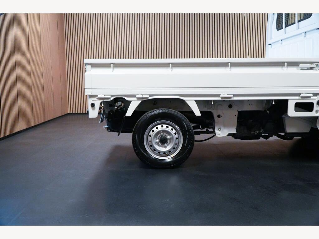 Suzuki Carry - Image 31