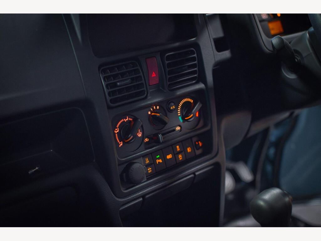 Suzuki Super Carry - Image 28
