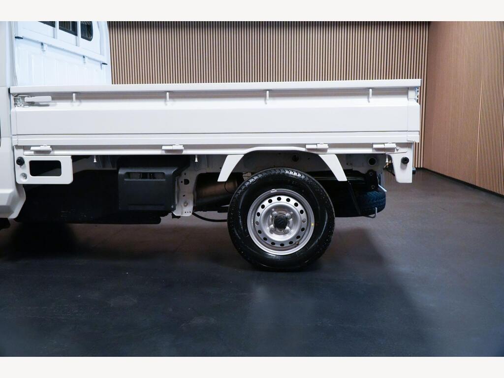 Suzuki Carry - Image 30