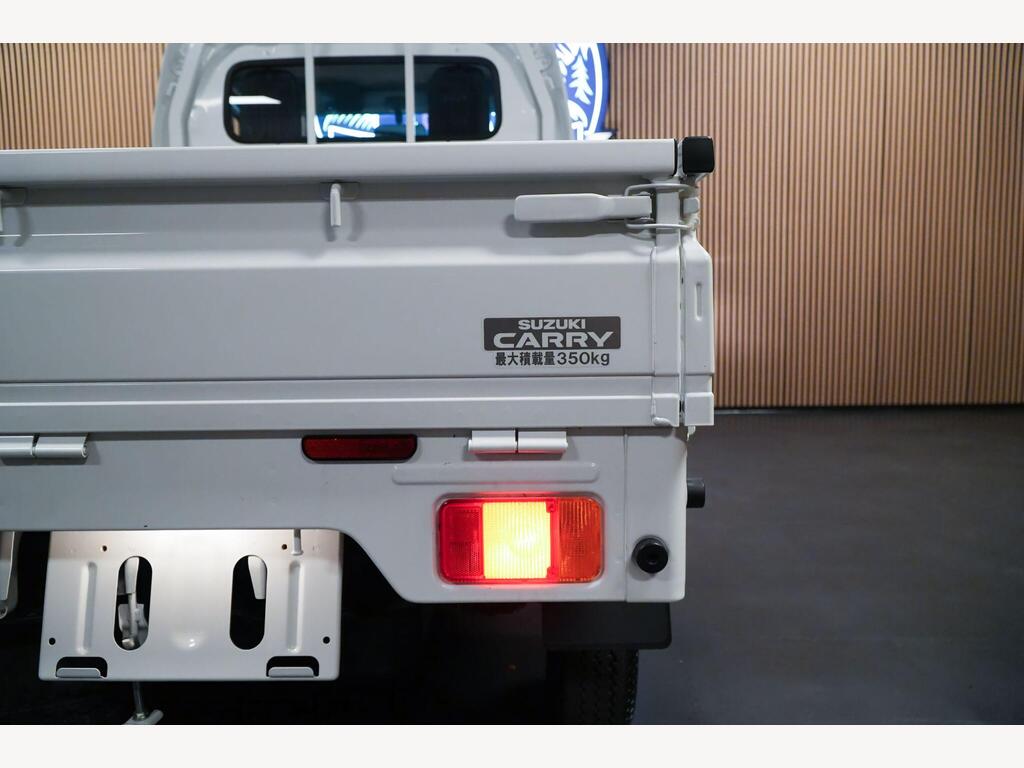Suzuki Carry - Image 17
