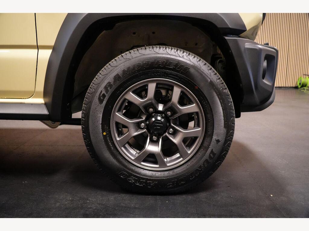 Suzuki Jimny - Image 35