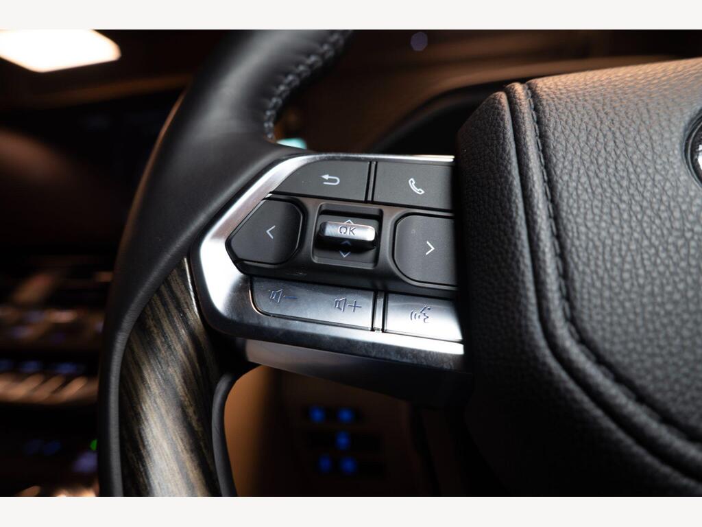 Toyota Land Cruiser - Image 24