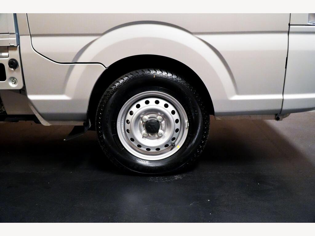Suzuki Carry - Image 30