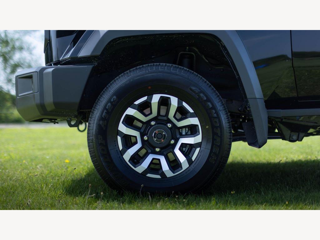 Toyota Land Cruiser - Image 60