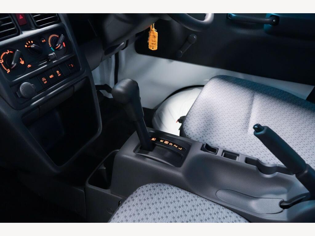 Suzuki Carry - Image 40