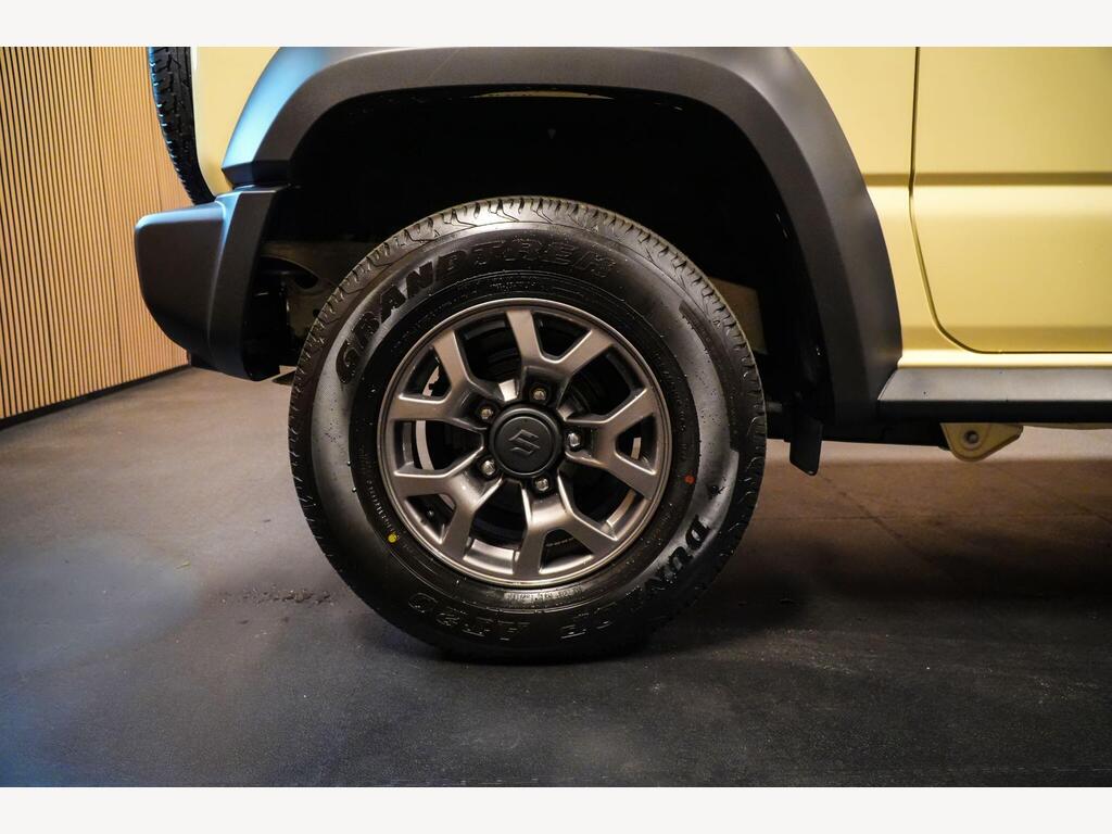 Suzuki Jimny - Image 32