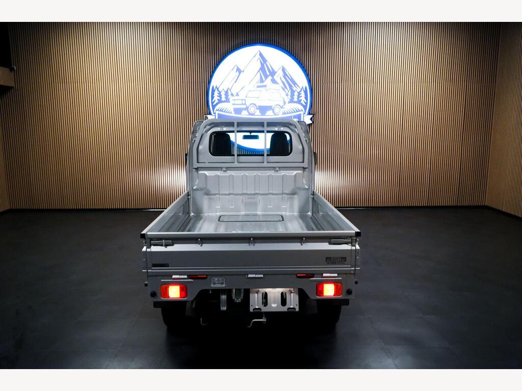 Suzuki Carry - Image 18