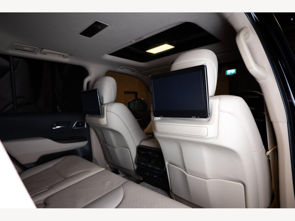 Toyota Land Cruiser - Image 38